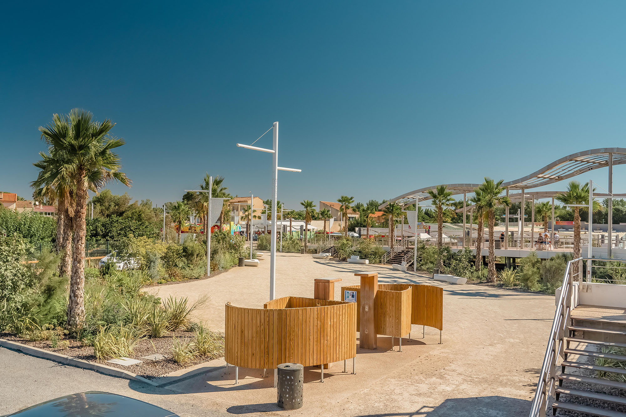 Accueil et gestion du public avec le vestiaire de change Onlywood